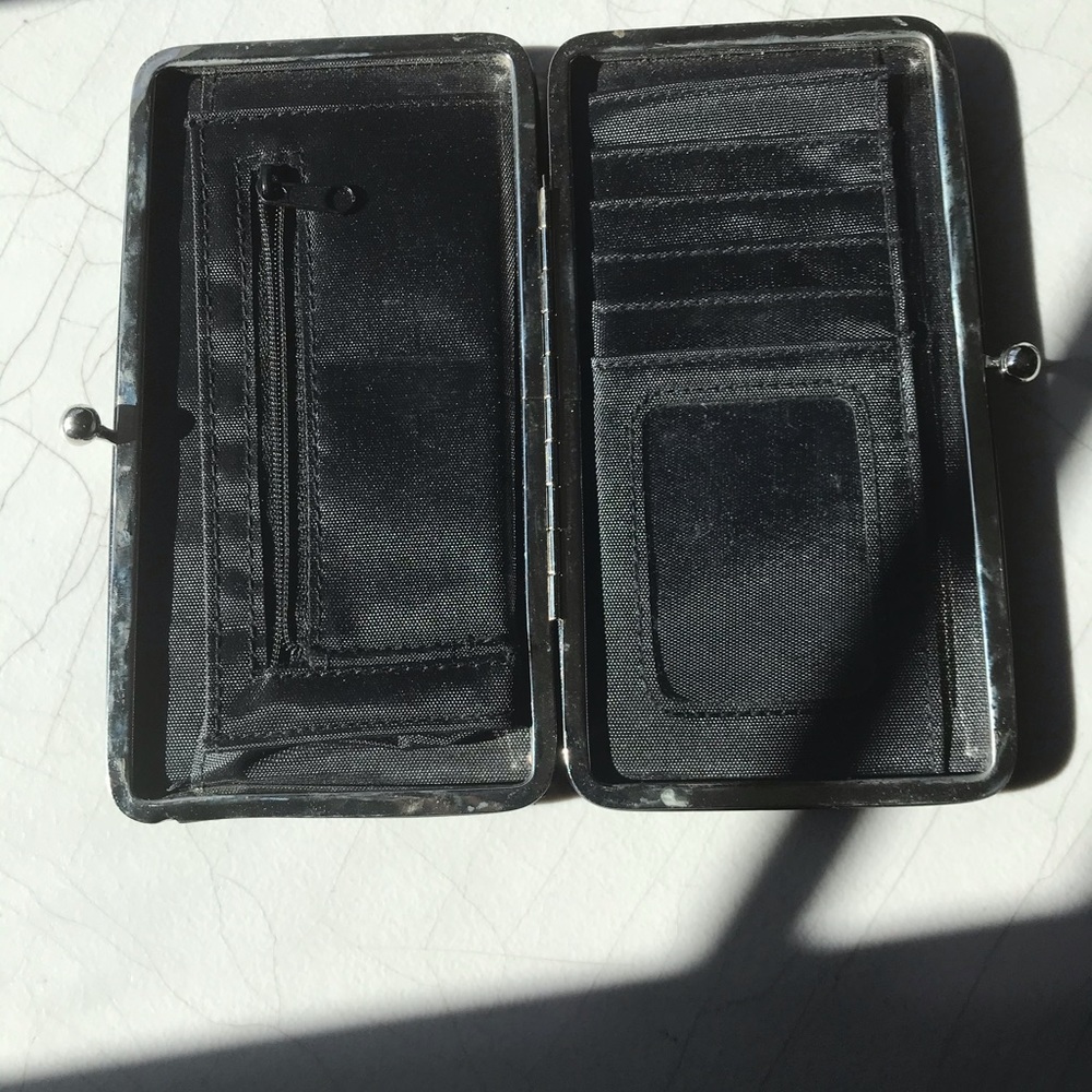 Wallet - Picture 3 of 8
